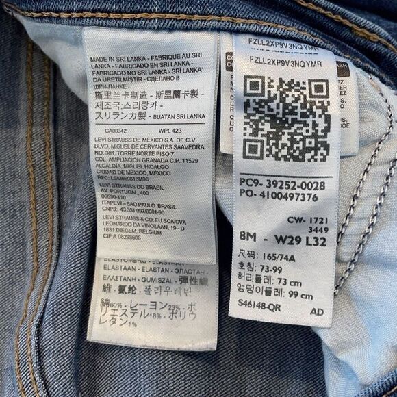 Levi's Women's Classic Denim Dark Wash Bootcut Jeans Navy Blue Size 8 - Picture 6 of 10